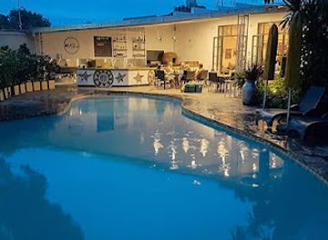 zambia/livingstone/landmark/fawlty-towers