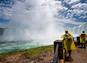 canada/niagara-falls/fallsview/landmark/journey-behind-the-falls