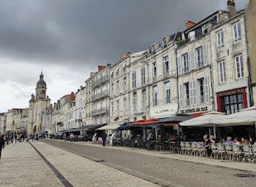 france/la-rochelle/landmark/the-famous-pub