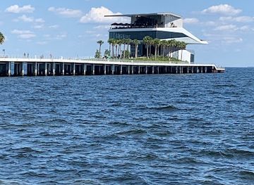 florida/st-petersburg/landmark/tampa-bay-watch-discovery-center