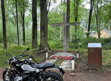 belgium/zeebrugge/landmark/kruis-der-gefusilleerden