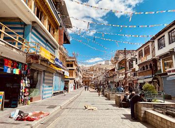 india/leh/landmark/leh-main-market