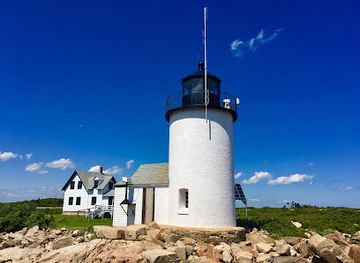 maine/kennebunkport/landmark/goat-island-lighthouse