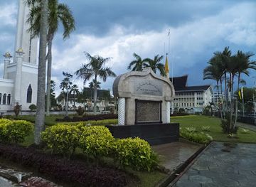 brunei/mukim-labu/landmark/omar-ali-saifuddien-mosque