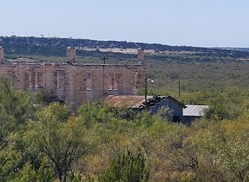 texas/edwards-plateau/landmark/texas-historical-monument
