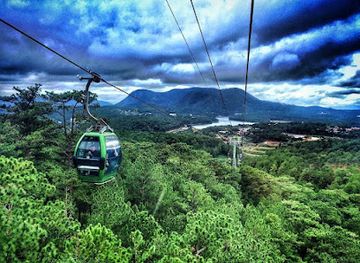 vietnam/da-lat/landmark/da-lat-cable-car-station