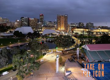 australia/adelaide/landmark/roofclimb-adelaide-oval