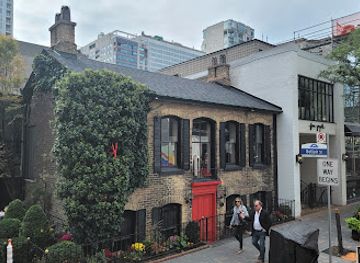 canada/toronto/yorkville/landmark/john-daniels-house