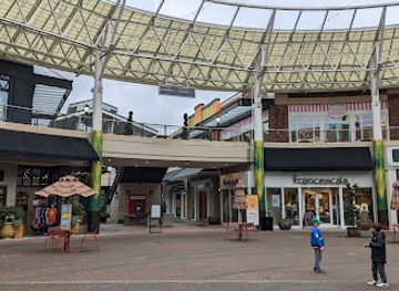 washington/redmond/landmark/paint-away