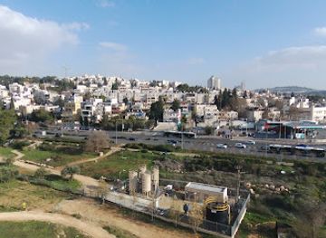 israel/jerusalem-district/landmark/gazelle-valley