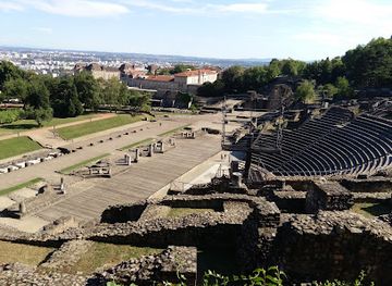 france/rhone-alpes/landmark/minimes-theatres-romains