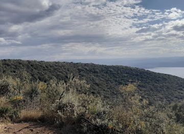 kenya/nakuru/landmark/lion-hill-lookout