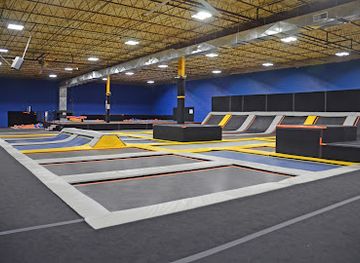 missouri/cape-girardeau/landmark/ultimate-air-trampoline-park