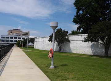 virginia/virginia-beach/landmark/fort-norfolk