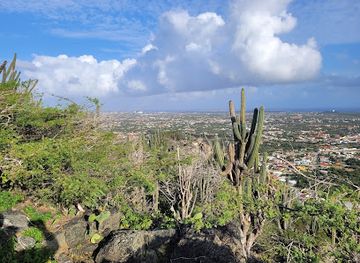 aruba/pos-chiquito/landmark/hooiberg-hiking-trail