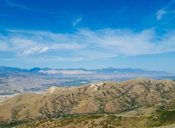 utah/cedar-valley/landmark/traverse-mountains