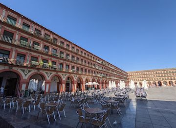 spain/cordoba/landmark/plaza-de-la-corredera