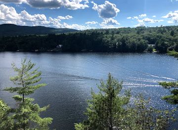 maine/camden/landmark/fernald-s-neck-preserve