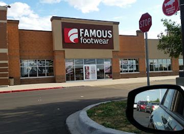 north-dakota/grand-forks/landmark/famous-footwear