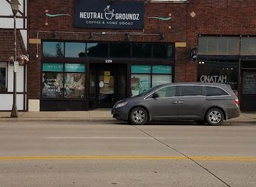 minnesota/mankato/landmark/neutral-groundz