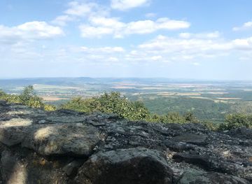 hungary/duna-ipoly-national-park/landmark/aprodok-utja-tanosveny-indulasi-pont