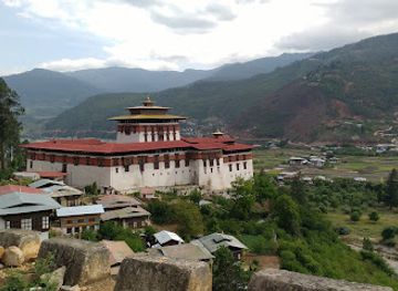 bhutan/paro-valley/landmark/hot-stone-baths