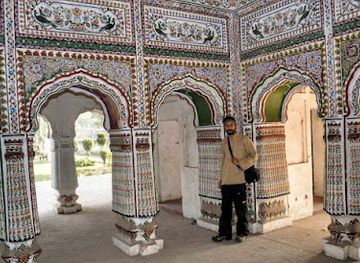 pakistan/gujranwala/landmark/sharanwala-baradari