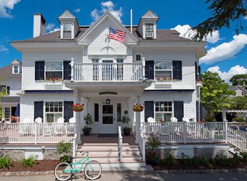 maine/kennebunkport/landmark/the-burleigh