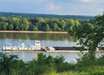 illinois/illinois-ozarks/landmark/cave-in-rock-state-park
