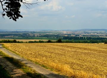 czechia/south-moravia/landmark/the-cairn-of-peace