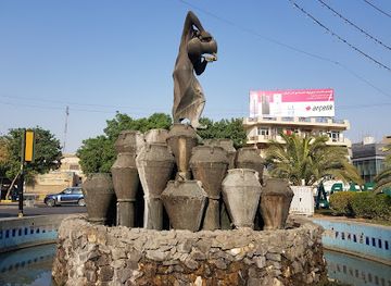 iraq/baghdad/al-karkh/landmark/kahramana-statue