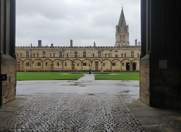 united-kingdom/oxford/landmark/alice-s-shop