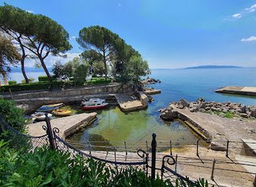 croatia/opatija/landmark/mornar
