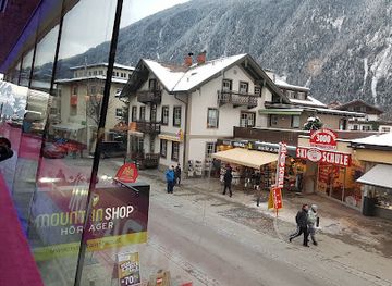 austria/mayrhofen/landmark/harakiri-bar-mayrhofen