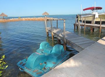 florida/key-largo/landmark/rock-reef-resort
