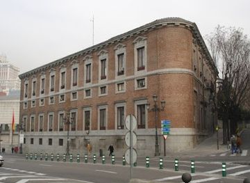 spain/madrid/landmark/godoy-palace