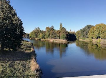 czechia/hradec-kralove/landmark/green-squad