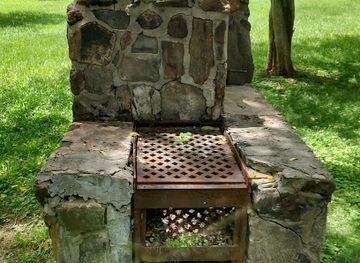 south-carolina/upstate/landmark/the-historic-spring-park-inn