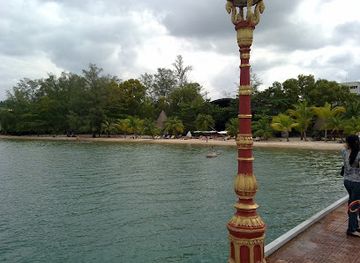 cambodia/sihanoukville/victory-beach/landmark/victory-beach-pier