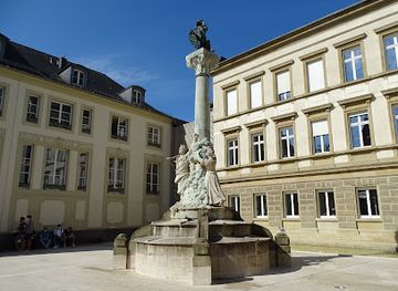 luxembourg/remich/landmark/monument-to-dicks-and-lentz