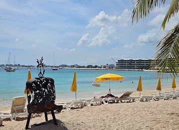 sint-maarten/great-bay/landmark/buccaneer-beach-bar