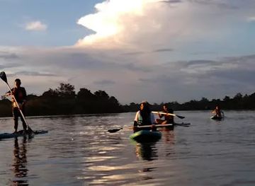 indonesia/kalimantan/landmark/borneo-escape-kafe-kahiu-rumah-betang-sei-gohong