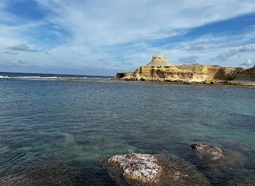 malta/gozo/landmark/xwejni-salt-pans