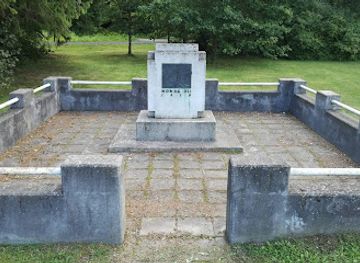 estonia/laane-virumaa/landmark/palermo-punase-terrori-ohvrite-malestuskivi