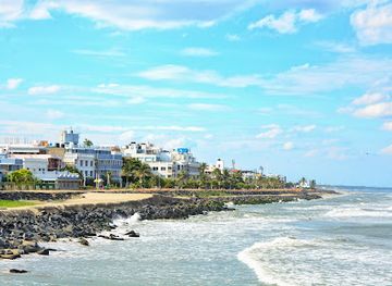 india/pondicherry/promenade-beach/landmark/sea-beach