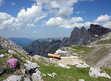 austria/karwendel/landmark/karwendelbahn