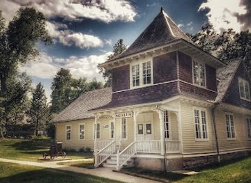 south-dakota/badlands/landmark/d-c-booth-historic-national-fish-hatchery-archives