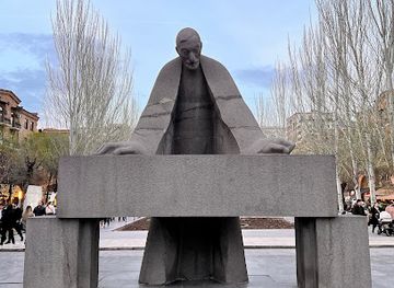 armenia/yerevan/nor-nork/landmark/alexander-tamanian-statue