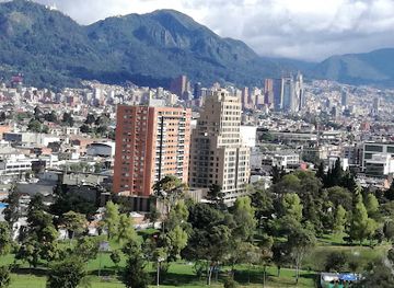 colombia/bogota/landmark/parque-de-los-novios
