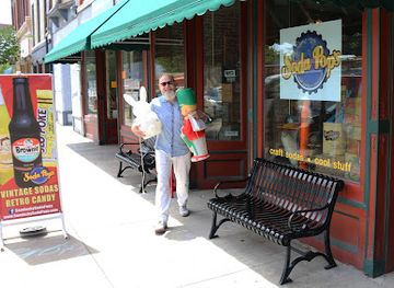 ohio/sandusky/landmark/soda-pop-s